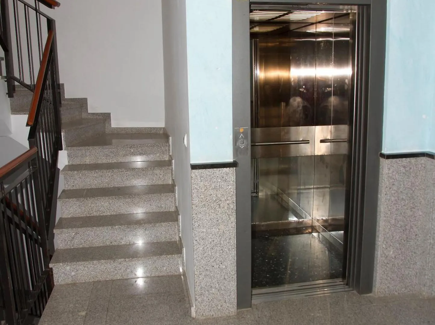 Piso Para Grupos Cerca Del Mar Garrucha